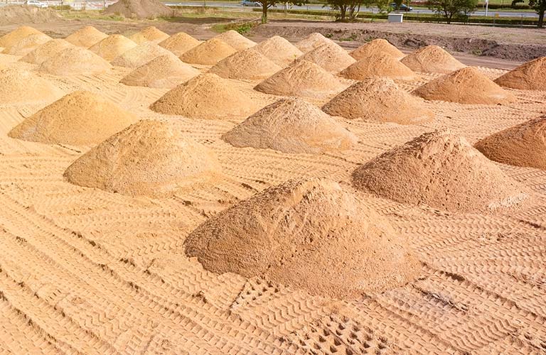 entrega-de-materiales-para-construccion