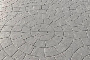 Hormigón impreso con molde Abanico Circular en color Crema